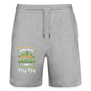 Arbeit in meinem Garten Hangout mit meinem Hund - Stanley/Stella Unisex Bio Joggingshorts Trainer  - Grau meliert - Vorne - Nik (191cm) & Marisol (170cm)