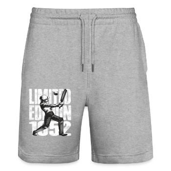 Limited Edition 1952 Limited Edition Cricket - Stanley/Stella Unisex Bio Joggingshorts Trainer  - Grau meliert - Vorne - Nik (191cm) & Marisol (170cm)