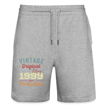 Mai 1999 Geburtstag Mai 1999 Geschenk Mai 1999 - Stanley/Stella Unisex Bio Joggingshorts Trainer  - Grau meliert - Vorne - Nik (191cm) & Marisol (170cm)