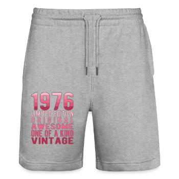 Edition limitée depuis 1976 Anniversaire Millésime 1976 - Short de jogging bio TRAINER Stanley/Stella unisexe - gris chiné - Devant - Nik (191cm) & Marisol (170cm)