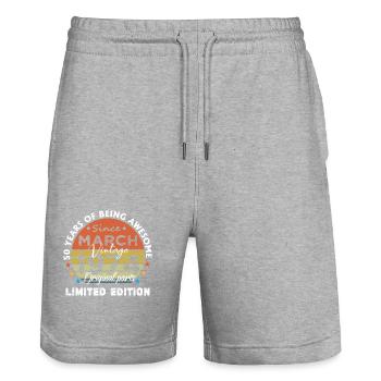 50 Jahre alt Baujahr 1974 Jahrgang März 1974 - Stanley/Stella Unisex Bio Joggingshorts Trainer  - Grau meliert - Vorne - Nik (191cm) & Marisol (170cm)
