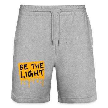 Be The Light Motivierend Positivität Spruch Logo - Stanley/Stella Unisex Bio Joggingshorts Trainer  - Grau meliert - Vorne - Nik (191cm) & Marisol (170cm)