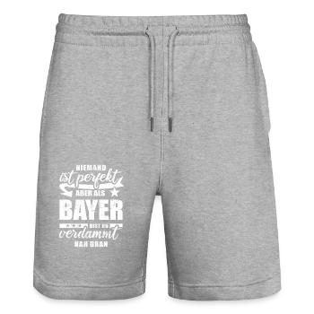 Niemand ist perfekt - Bayer - Spruch - Stanley/Stella Unisex Bio Joggingshorts Trainer  - Grau meliert - Vorne - Nik (191cm) & Marisol (170cm)