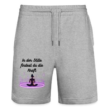 In der Stille findest du die Kraft - Stanley/Stella Unisex Bio Joggingshorts Trainer  - Grau meliert - Vorne - Nik (191cm) & Marisol (170cm)
