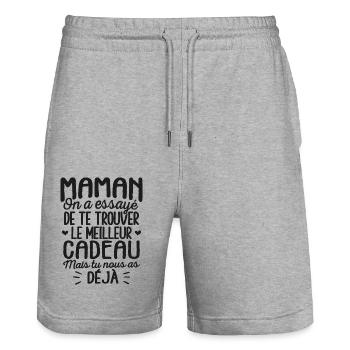 Maman On A Essayé De Te Trouver Le Meilleur Cadeau - Short de jogging bio TRAINER Stanley/Stella unisexe - gris chiné - Devant - Nik (191cm) & Marisol (170cm)