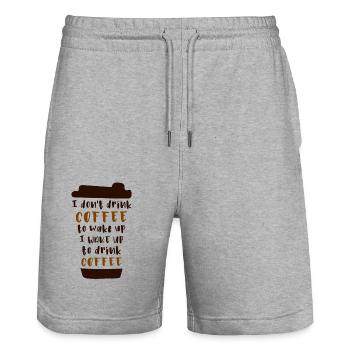 Ich trinke keinen Kaffee um wach zu werden - Stanley/Stella Unisex Bio Joggingshorts Trainer  - Grau meliert - Vorne - Nik (191cm) & Marisol (170cm)