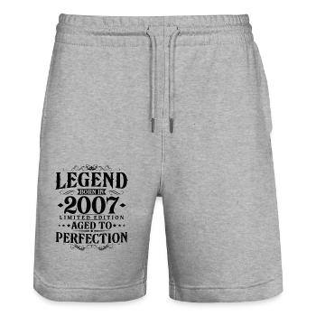 Legende seit 2007 Jahrgang Vintage Geburtstag - Stanley/Stella Unisex Bio Joggingshorts Trainer  - Grau meliert - Vorne - Nik (191cm) & Marisol (170cm)