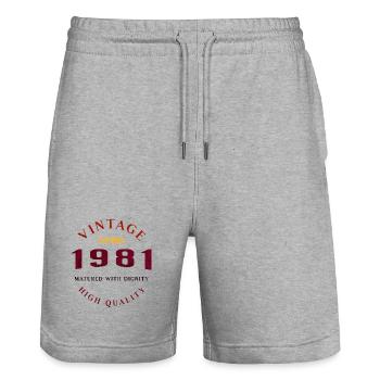 Matured With Dignity Design rétro 1981 - Short de jogging bio TRAINER Stanley/Stella unisexe - gris chiné - Devant - Nik (191cm) & Marisol (170cm)