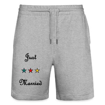 GERADE VERHEIRATET. ES LEBE DIE MARYS. JUNGGESELLINNENABSCHIED - Stanley/Stella Unisex Bio Joggingshorts Trainer  - Grau meliert - Vorne - Nik (191cm) & Marisol (170cm)