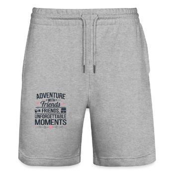 Adventure with Friends citation de voyage art texte - Short de jogging bio TRAINER Stanley/Stella unisexe - gris chiné - Devant - Nik (191cm) & Marisol (170cm)
