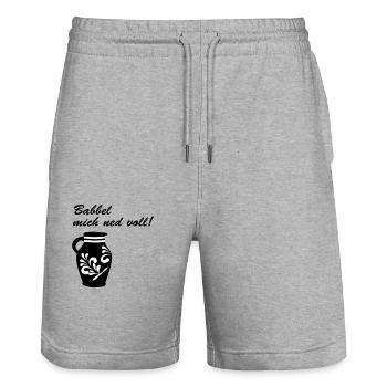 Bembel "Babbel mich ned voll!" Motiv - Stanley/Stella Unisex Bio Joggingshorts Trainer  - Grau meliert - Vorne - Nik (191cm) & Marisol (170cm)