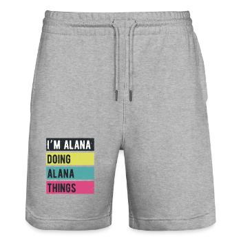 Ich bin Alana und mache Alana-Dinge in Retro-Farben - Stanley/Stella Unisex Bio Joggingshorts Trainer  - Grau meliert - Vorne - Nik (191cm) & Marisol (170cm)