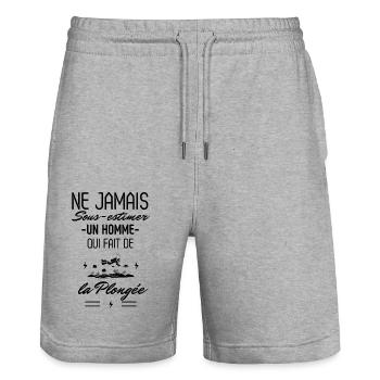 Ne jamais Sous estimer un Homme Plongeur - Short de jogging bio TRAINER Stanley/Stella unisexe - gris chiné - Devant - Nik (191cm) & Marisol (170cm)