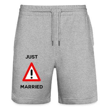 GERADE VERHEIRATET. Junggesellinnenabschied. HEILIGER VALENTIN. PAAR. LIEBE - Stanley/Stella Unisex Bio Joggingshorts Trainer  - Grau meliert - Vorne - Nik (191cm) & Marisol (170cm)