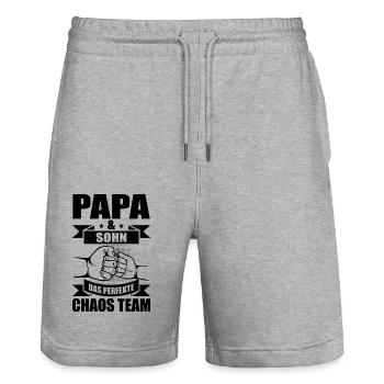 Vater Papa Familie Vatertag Sprüche - Stanley/Stella Unisex Bio Joggingshorts Trainer  - Grau meliert - Vorne - Nik (191cm) & Marisol (170cm)