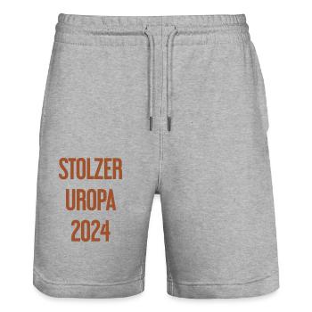 Stolzer Uropa 2024 - Stanley/Stella Unisex Bio Joggingshorts Trainer  - Grau meliert - Vorne - Nik (191cm) & Marisol (170cm)
