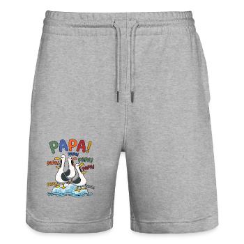Lustige Papa Möwen auf Eisscholle - Comic Design - Stanley/Stella Unisex Bio Joggingshorts Trainer  - Grau meliert - Vorne - Nik (191cm) & Marisol (170cm)