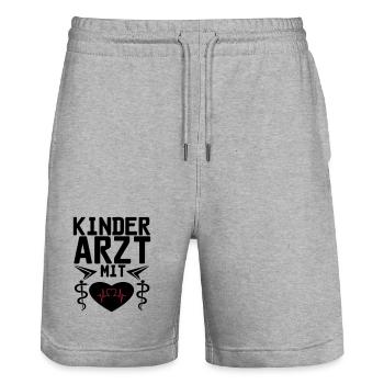 Kinderarzt mit Herz Geschenk - Stanley/Stella Unisex Bio Joggingshorts Trainer  - Grau meliert - Vorne - Nik (191cm) & Marisol (170cm)