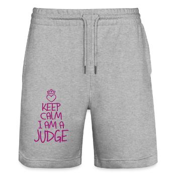 Restez calme Juge cool Juge Cadeau - Short de jogging bio TRAINER Stanley/Stella unisexe - gris chiné - Devant - Nik (191cm) & Marisol (170cm)