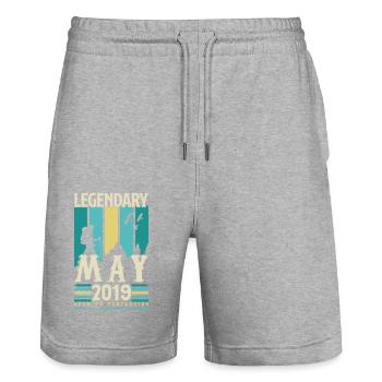 Mai 2019 Jubiläumsgeschenk, Jahrgang Mai 2019. - Stanley/Stella Unisex Bio Joggingshorts Trainer  - Grau meliert - Vorne - Nik (191cm) & Marisol (170cm)
