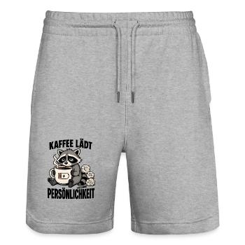 Müder Waschbär braucht dringend mehr Kaffee - Stanley/Stella Unisex Bio Joggingshorts Trainer  - Grau meliert - Vorne - Nik (191cm) & Marisol (170cm)