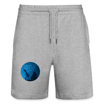 Aufblick zum Sternenhimmel - Stanley/Stella Unisex Bio Joggingshorts Trainer  - Grau meliert - Vorne - Nik (191cm) & Marisol (170cm)