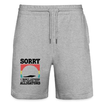 Alligator Silhouette Humor  - Stanley/Stella Unisex Bio Joggingshorts Trainer  - Grau meliert - Vorne - Nik (191cm) & Marisol (170cm)