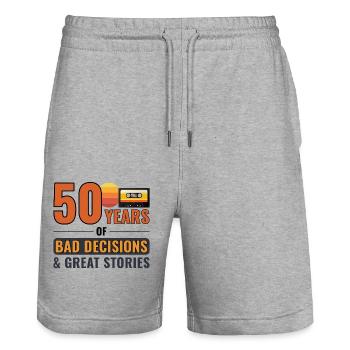 50 Jahre schlechte Entscheidungen Tolle Geschichten Lustig - Stanley/Stella Unisex Bio Joggingshorts Trainer  - Grau meliert - Vorne - Nik (191cm) & Marisol (170cm)