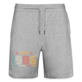 April 1986 Geburtstag April 1986 Retro - Stanley/Stella Unisex Bio Joggingshorts Trainer  - Grau meliert - Vorne - Nik (191cm) & Marisol (170cm)