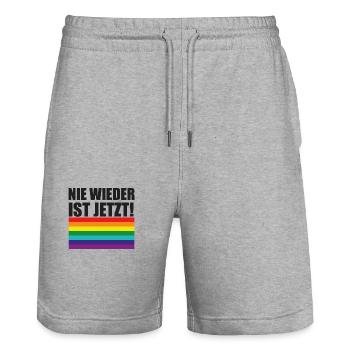 Nie Wieder Ist Jetzt Spruch Schriftzug - Stanley/Stella Unisex Bio Joggingshorts Trainer  - Grau meliert - Vorne - Nik (191cm) & Marisol (170cm)