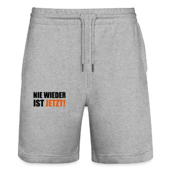 Nie Wieder Ist Jetzt Spruch Schriftzug - Stanley/Stella Unisex Bio Joggingshorts Trainer  - Grau meliert - Vorne - Nik (191cm) & Marisol (170cm)
