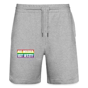 Nie Wieder Ist Jetzt Spruch Schriftzug - Stanley/Stella Unisex Bio Joggingshorts Trainer  - Grau meliert - Vorne - Nik (191cm) & Marisol (170cm)
