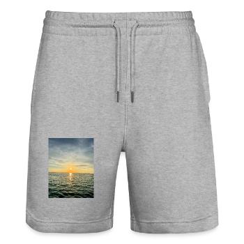 Coucher de soleil au bord de la mer Atmosphère du soir - Short de jogging bio TRAINER Stanley/Stella unisexe - gris chiné - Devant - Nik (191cm) & Marisol (170cm)