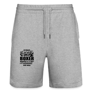 Niemand ist perfekt - Boxer - Spruch - Stanley/Stella Unisex Bio Joggingshorts Trainer  - Grau meliert - Vorne - Nik (191cm) & Marisol (170cm)