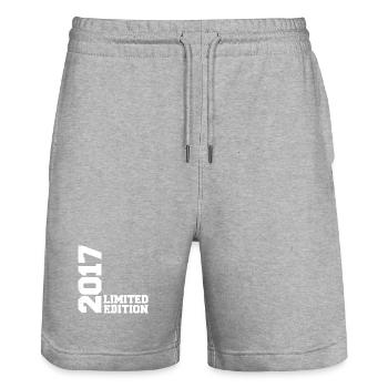 Cadeau Anniversaire Millésime 2017 Classique 2017 - Short de jogging bio TRAINER Stanley/Stella unisexe - gris chiné - Devant - Nik (191cm) & Marisol (170cm)