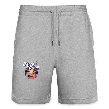 Tanned And Tipsy Tropical Summer Vibes Travel - Stanley/Stella Unisex Bio Joggingshorts Trainer  - Grau meliert - Vorne - Nik (191cm) & Marisol (170cm)