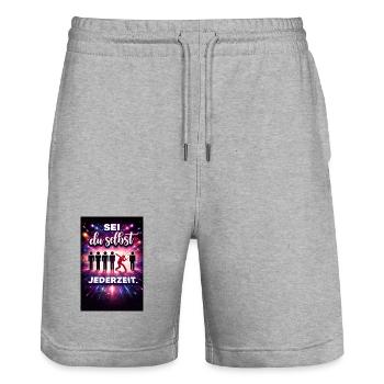 Sei du selbst jederzeit - Stanley/Stella Unisex Bio Joggingshorts Trainer  - Grau meliert - Vorne - Nik (191cm) & Marisol (170cm)