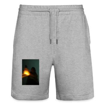 Nachtlicht im Schatten - Stanley/Stella Unisex Bio Joggingshorts Trainer  - Grau meliert - Vorne - Nik (191cm) & Marisol (170cm)