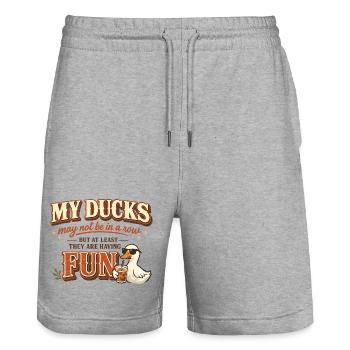 Ducks Not In Row T-Shirt, lustiges Duck Mom Life Shirt - Stanley/Stella Unisex Bio Joggingshorts Trainer  - Grau meliert - Vorne - Nik (191cm) & Marisol (170cm)