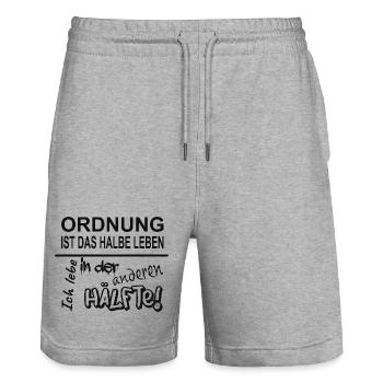 Ordnung Ist Das Halbe Leben Chaos Spruch - Stanley/Stella Unisex Bio Joggingshorts Trainer  - Grau meliert - Vorne - Nik (191cm) & Marisol (170cm)