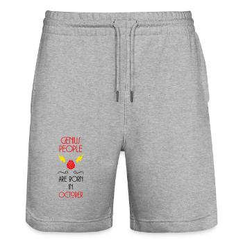Génie né Octobre Cadeau Bébé - Short de jogging bio TRAINER Stanley/Stella unisexe - gris chiné - Devant - Nik (191cm) & Marisol (170cm)