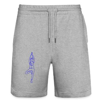 2 Yoga Vrikshasana oder der Baum | 1. Blaue Flamme - Stanley/Stella Unisex Bio Joggingshorts Trainer  - Grau meliert - Vorne - Nik (191cm) & Marisol (170cm)