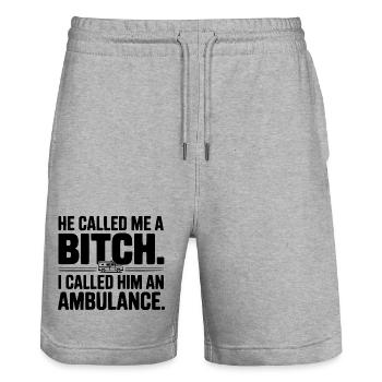Il m’a traitée de. Je l’ai appelé une ambulance. - Short de jogging bio TRAINER Stanley/Stella unisexe - gris chiné - Devant - Nik (191cm) & Marisol (170cm)