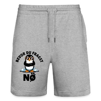 Funny Design with Cute Penguin - Stanley/Stella Unisex Bio Joggingshorts Trainer  - Grau meliert - Vorne - Nik (191cm) & Marisol (170cm)