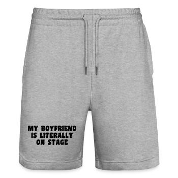 Funny Concert My boyfriend is literally on stage - Short de jogging bio TRAINER Stanley/Stella unisexe - gris chiné - Devant - Nik (191cm) & Marisol (170cm)