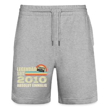Légendaire depuis 2010 - absolument unique - Short de jogging bio TRAINER Stanley/Stella unisexe - gris chiné - Devant - Nik (191cm) & Marisol (170cm)