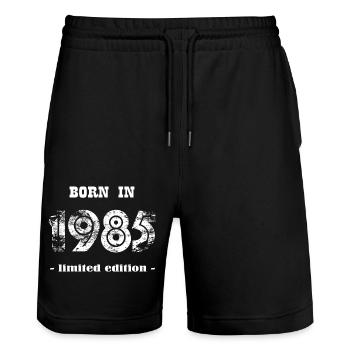 BORN IN 1985 - limited edition - Stanley/Stella Unisex Bio Joggingshorts Trainer  - Schwarz - Vorne - Nik (191cm) & Marisol (170cm)