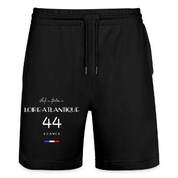 Life is better in LOIRE-ATLANTIQUE Number 44 Loire - Short de jogging bio TRAINER Stanley/Stella unisexe - noir - Devant - Nik (191cm) & Marisol (170cm)