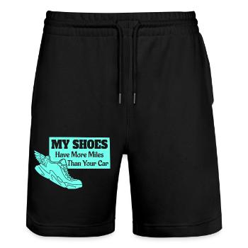 Meine Schuhe Haben Mehr Kilometer Als Dein Auto - Stanley/Stella Unisex Bio Joggingshorts Trainer  - Schwarz - Vorne - Nik (191cm) & Marisol (170cm)