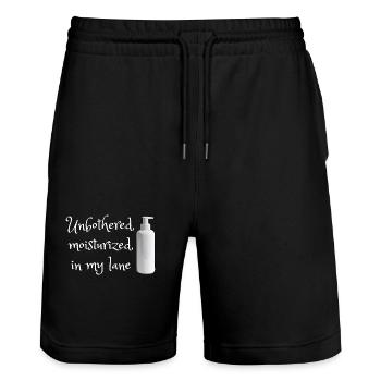 Unbothered, moisturized, in my lane - Stanley/Stella Unisex Bio Joggingshorts Trainer  - Schwarz - Vorne - Nik (191cm) & Marisol (170cm)